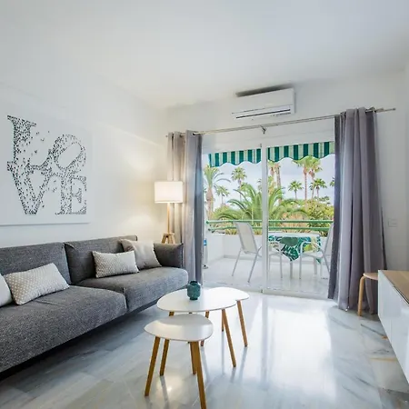 Apartamento White - La Caleta *