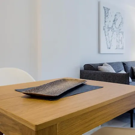 White - La Caleta 阿德耶